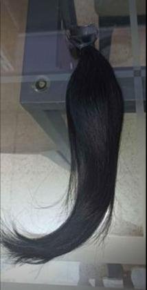 Extensiones de cabello. Tape