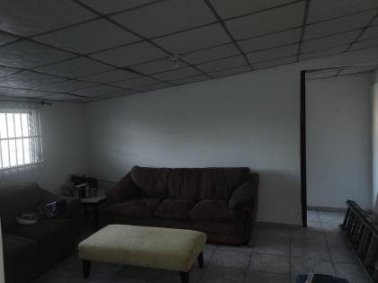 ALQUILER DE APARTAMENTO EN AREA PRIVADA