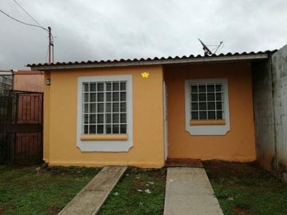 RENTO ALQUILO CASA EN BUENA VISTA TOCUMEN CON DOS RECAMARAS 64761842 / EDWARD