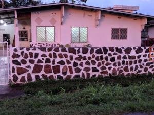 Casa Estratégicamente Ubicada en Vista Alegre – Detrás de Plaza Buen Hogar